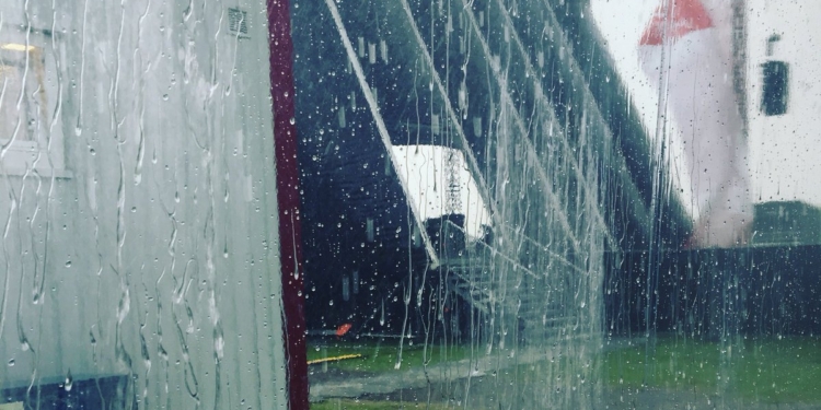 В Германии около пяти тысяч посетителей музыкального фестиваля эвакуировали из-за шторма