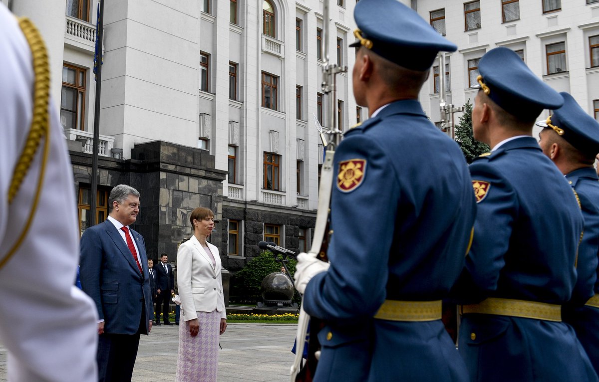 Президент Эстонии станет первым лидером иностранного государства, который посетит Донбасс