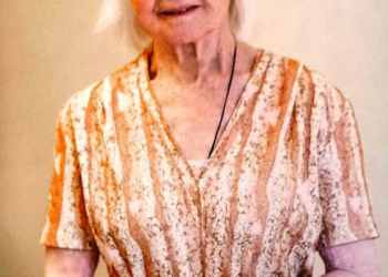 Ушла из дома и пропала. В Николаеве полиция ищет 90-летнюю бабушку
