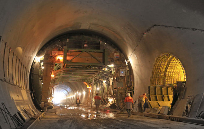 В Украине открыли Бескидский тоннель 1