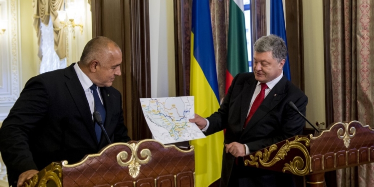 Украина и Болгария договорились о строительстве дороги из Одессы в Варну