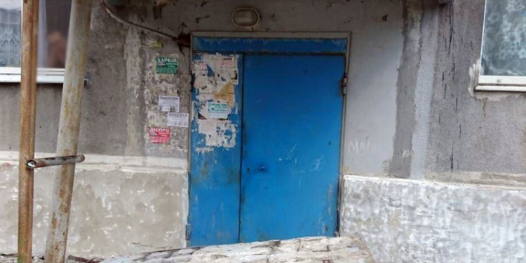 В Донецкой области скончалась девочка, попавшая под бетонную стену