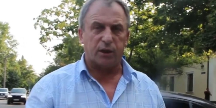 Пойманный на взятке в $2 тыс. начальник управления Николаевской ОГА Петр Каминский отделался штрафом в 25,5 тыс.грн.