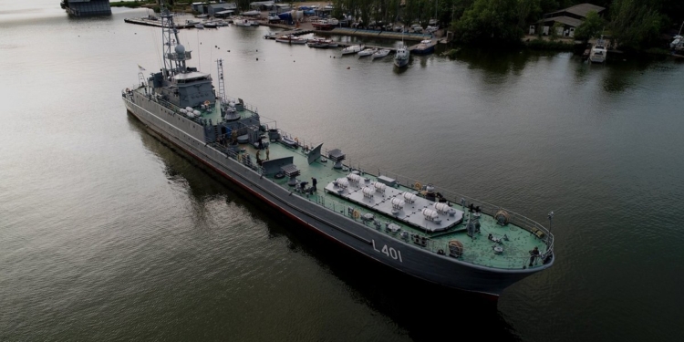 Зачем в Николаев зашел средний десантный корабль “Юрий Олефиренко”