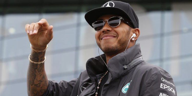 Хэмилтон выиграл Гран-При Испании на «Формуле 1»