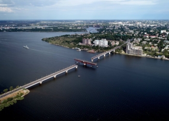 Зачем в Николаев зашел средний десантный корабль “Юрий Олефиренко”