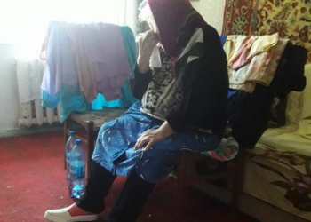 Скандал. Квартира одинокой старушки, которая живет в нечеловеческих условиях, переписана на сына известного в Николаеве главврача – волонтеры