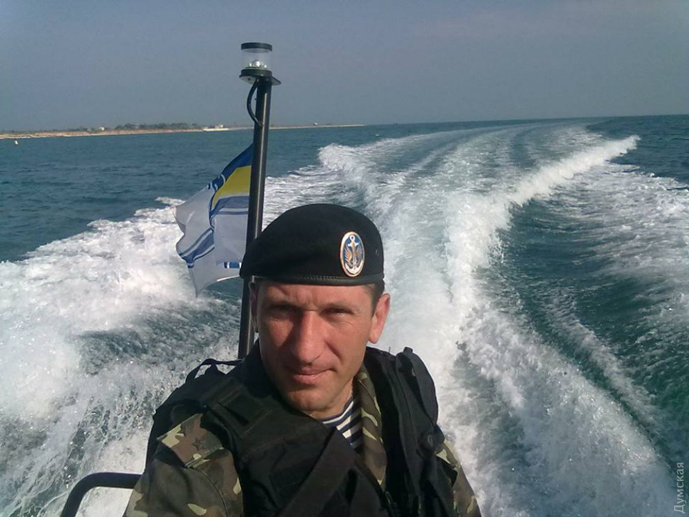 В Николаеве простились с начальником группы подготовки снайперов украинской морской пехоты 1