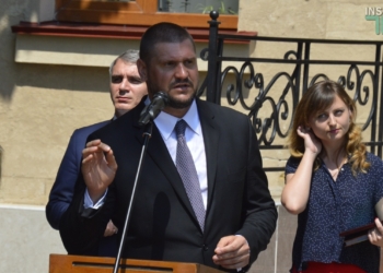 “У нас нет очереди на квартиры”: Николаевщина вручила еще 5 сертификатов на жилье участникам АТО