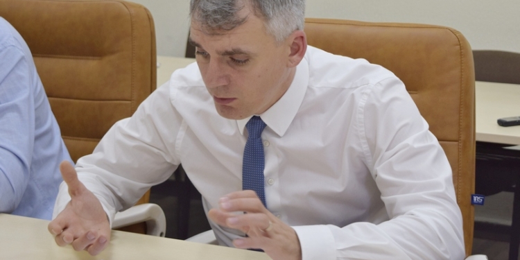 «Вы еще не назначены, а мы уже с вами тыдыщ»: до конца дня Сенкевич определится с директором Николаевэлектротранса