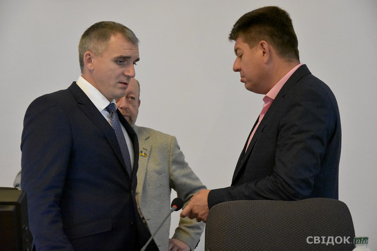 После беседы с губернатором депутаты Ентин и Солтыс решили отозвать свои апелляционные жалобы на возвращение Сенкевича