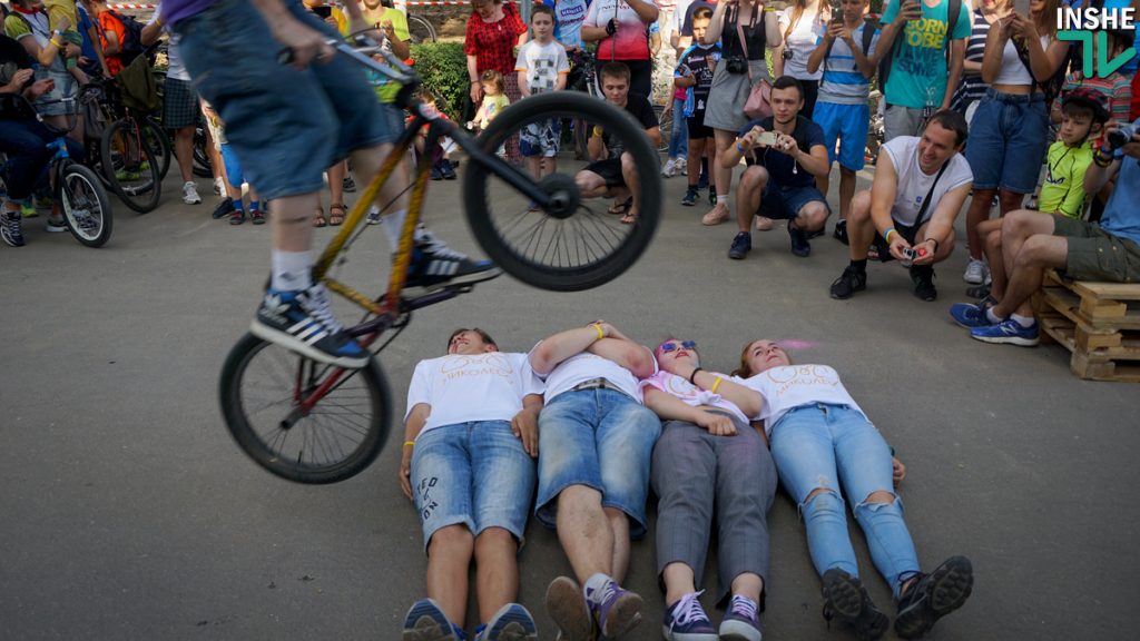 «Раскрутим Николаев!» – тысячи николаевцев стали гостями большого велофестиваля «МиКолесо» 35