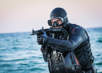 Просто дух захватывает: водолазы Нацгвардии приняли участие в масштабных учениях неподалеку от побережья Николаевщины