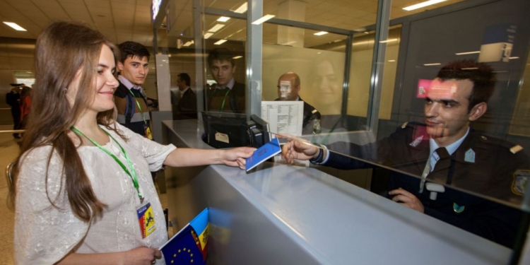 В Европейском союзе с 1 июля усилят защиту прав путешественников, которые заказывают туристическую поездку