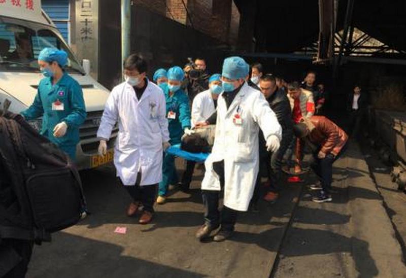 В китайской провинции Хунань столкнулись автобус и грузовик - 18 человек погибли 1