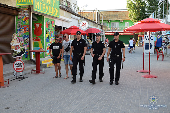 На николаевских курортах будут работать две полицейские станции, а правопорядок охранять – 90 полицейских 19
