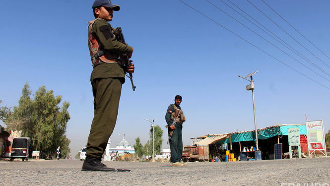 Талибы впервые за 17 лет объявили временное перемирие с афганским правительством