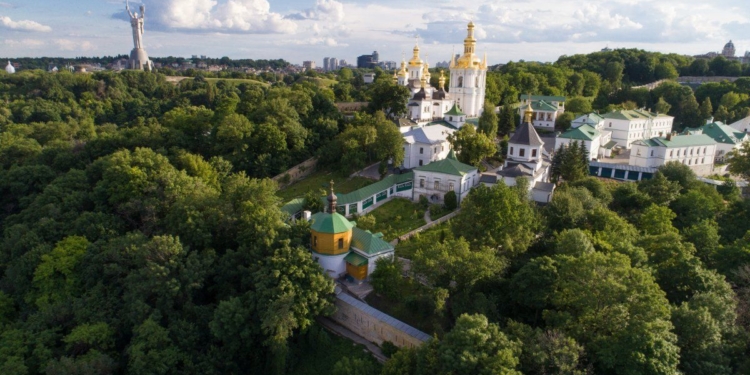 В Украине запретили рекламу на объектах всемирного наследия ЮНЕСКО