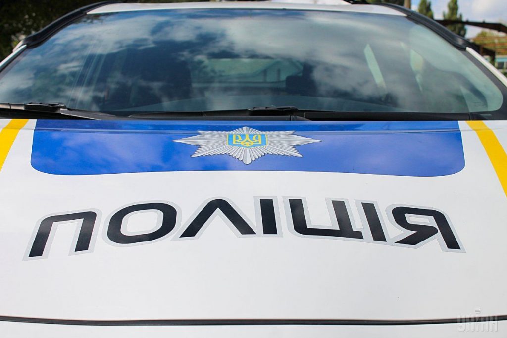 В Новой Одессе пьяный водитель мопеда укусил полицейского за руку 1