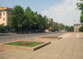 По улице Адмиральской до 10 июня будет ограничено движение транспорта