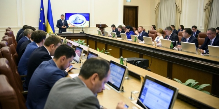 Аваков – за уголовную ответственность. Кабмин одобрил план борьбы с контрабандой и теневыми схемами