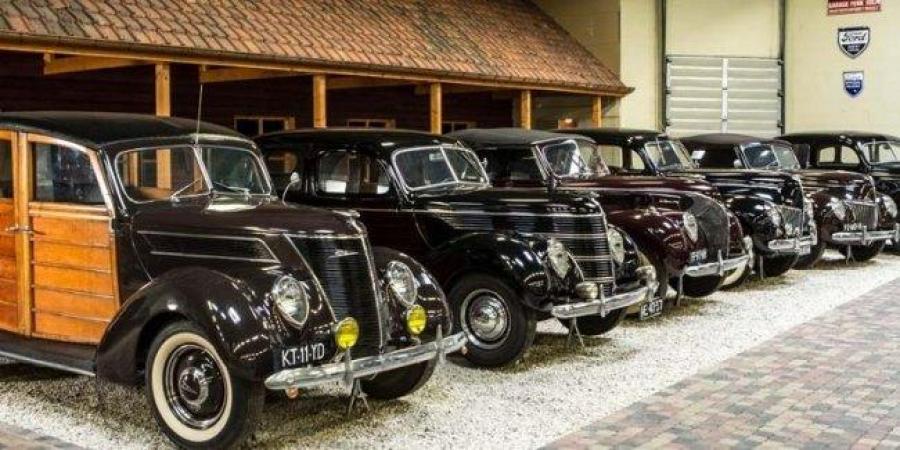 Музей в Нидерландах продал коллекцию старинных Фордов - 220 машин 1