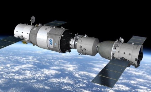 Орбита китайской космической станции Тяньгун-2 резко снизилась