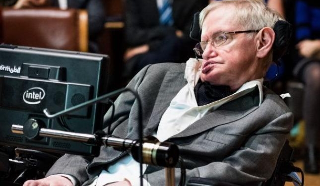 Запись голоса Стивена Хокинга будет отправлена в космос