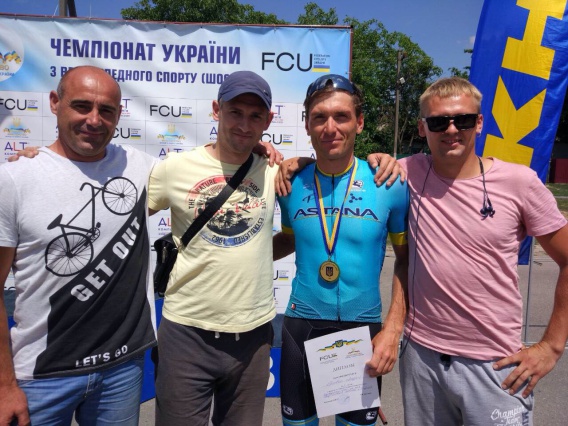 Николаевский велогонщик Андрей Гривко стал чемпионом Украины 1