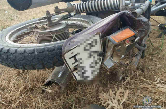 Под Николаевом перевернулся мотоциклист – парень госпитализирован