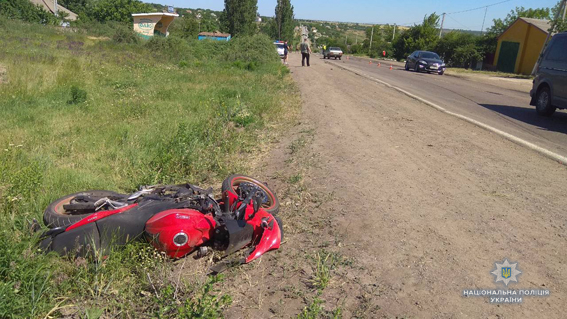 В Николаеве в одном и том же месте столкнулись 4 машины, а на киевской трассе в ДТП попал мотоциклист 7
