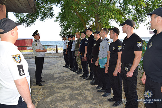 На николаевских курортах будут работать две полицейские станции, а правопорядок охранять – 90 полицейских 5