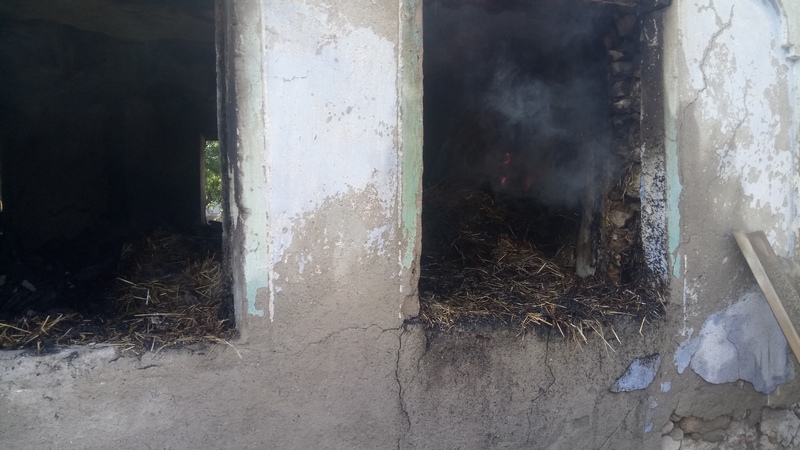 Николаевские спасатели за сутки четыре раза тушили пожары во дворах частных домов и на дачах 5