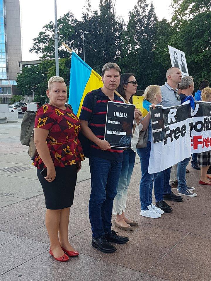 В постпредство РФ при ООН в Женеве передали письмо с требованием освободить Сенцова 5