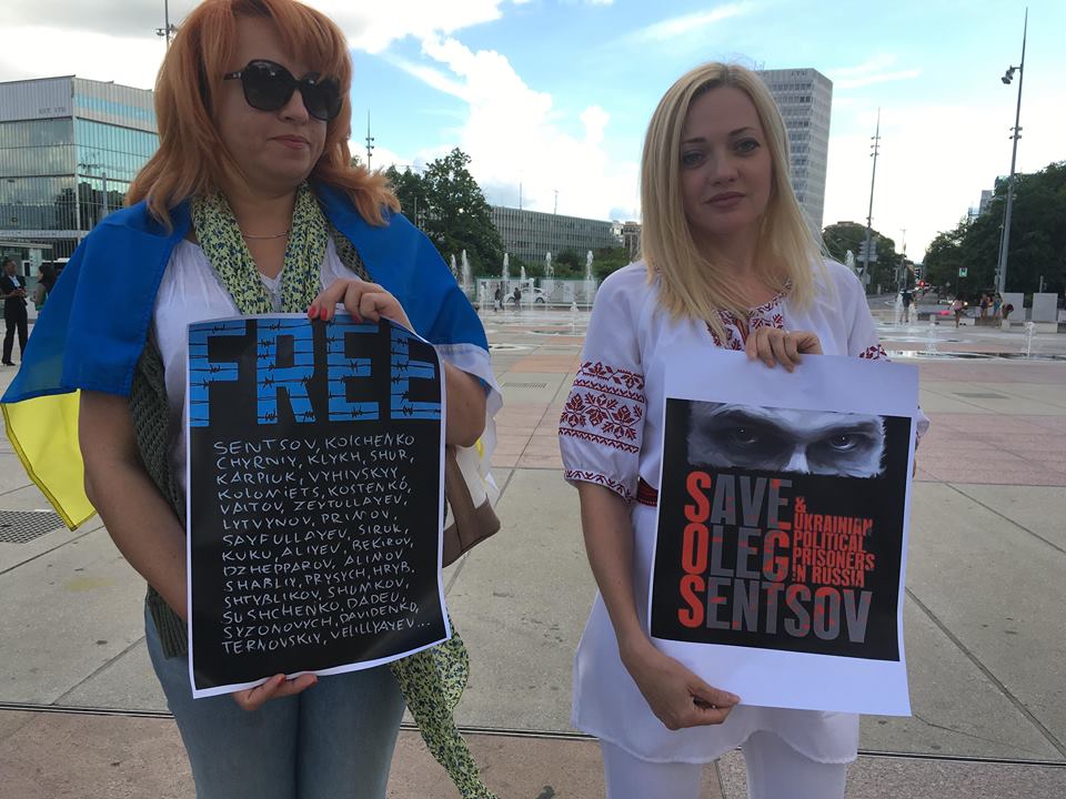 В постпредство РФ при ООН в Женеве передали письмо с требованием освободить Сенцова 7