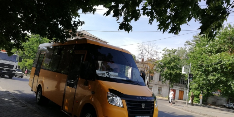 Игорь Николаенко: “Городские власти не поняли главного – перевозчики-монополисты никогда не остановятся в своих требованиях”