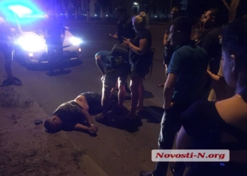 Водитель на «Ауди» в центре Николаева сбил военного
