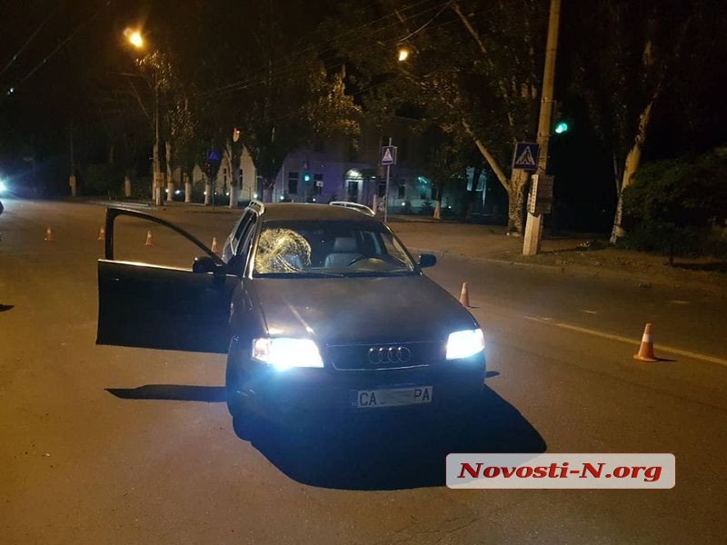 Водитель на «Ауди» в центре Николаева сбил военного 9