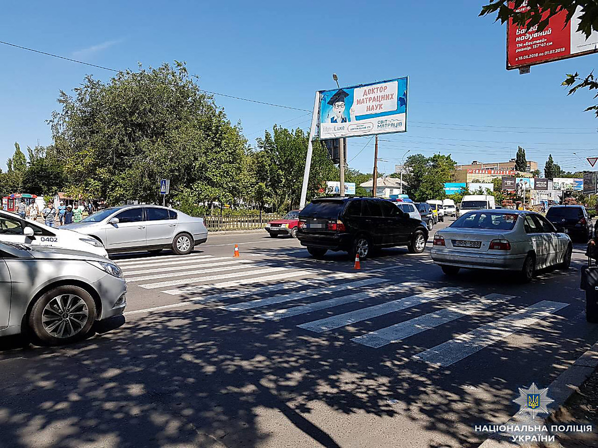 Свидетели указали, что полицейский, который сбил женщину в Николаеве, был пьян – СМИ