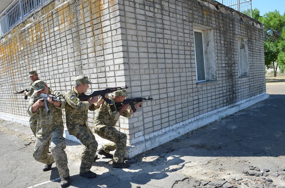 Личный состав стрелкового батальона Николаевского ОВК успешно прошел все этапы одиночной подготовки на полигоне 7