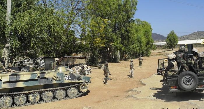 В Нигерии в результате подрыва двух смертников более 30 человек погибли