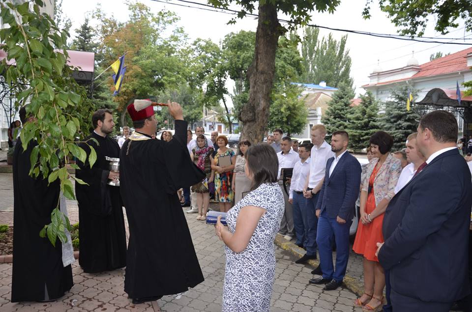 В Николаеве освятили скульптуру Девы Марии, установленную за средства работников прокуратуры Николаевской области 11