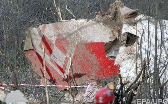 Смоленская катастрофа: на обломках самолета обнаружены следы взрывчатки
