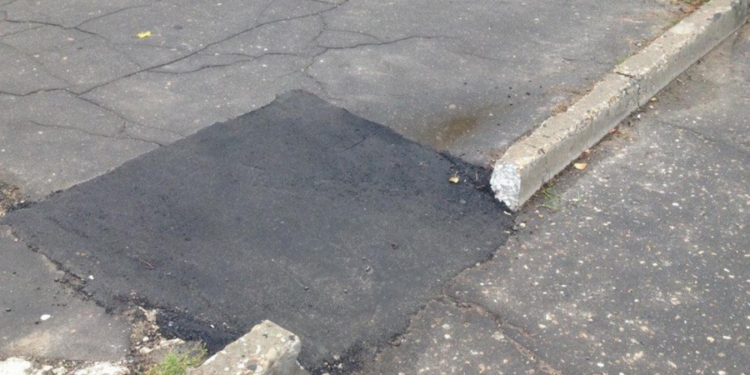 «Жду отчет о проделанной работе». После критики Степанец поручил проверить съезды с тротуаров в Николаеве