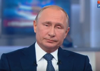 Путин: Мы продолжим помогать “ЛНР” и “ДНР”