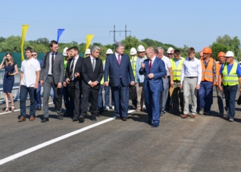 Порошенко анонсировал строительство моста через Дунай