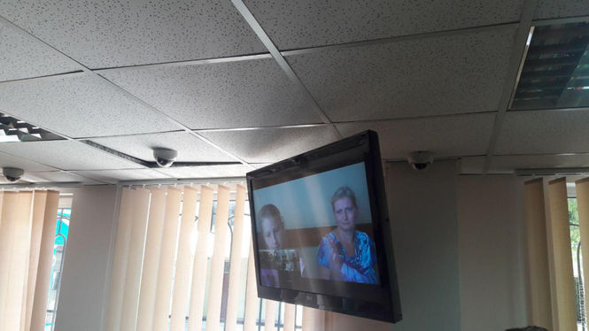 Вода, которая билась током, и отказ вожатого помочь. Две девочки из лагеря Виктория дали показания о пожаре