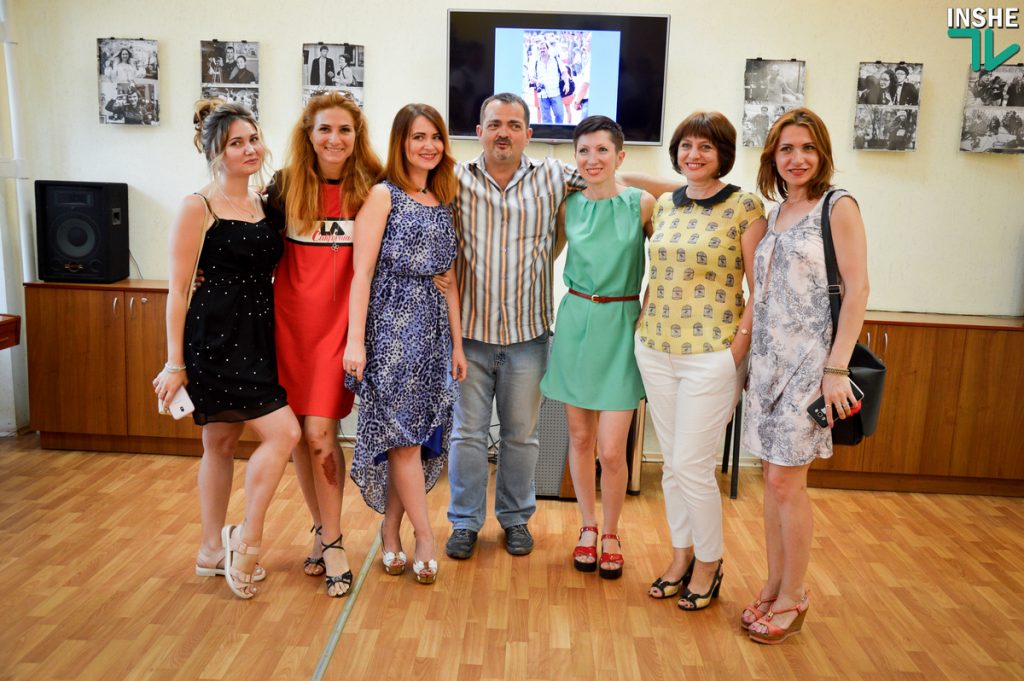 Приятного просмотра! Николаевский журналист презентовал фотовыставку о… журналистах 33