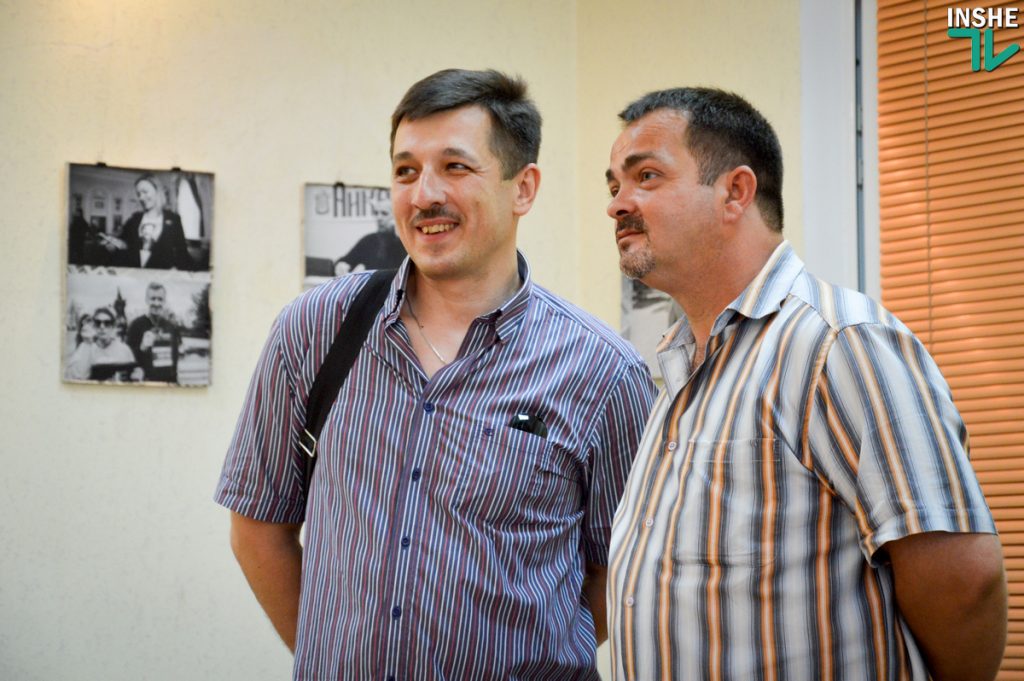 Приятного просмотра! Николаевский журналист презентовал фотовыставку о… журналистах 39