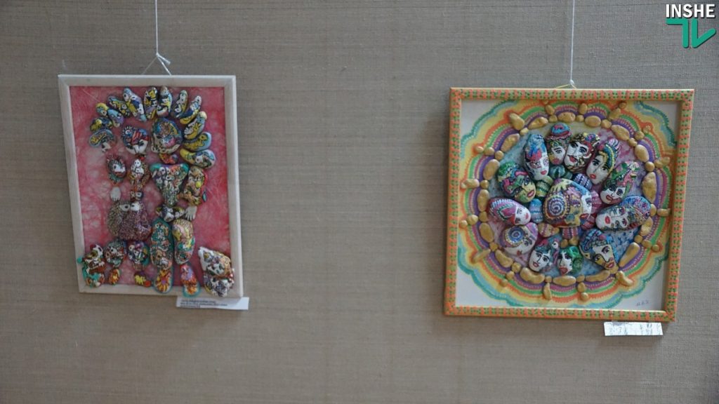 Тайная жизнь камней. Художница из Одессы показала николаевцам картины, созданные ее вдохновением и морем 21